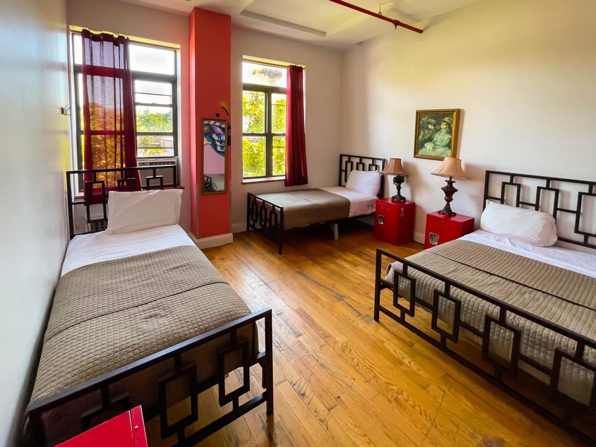 Ny Moore Hostel Νέα Υόρκη Εξωτερικό φωτογραφία